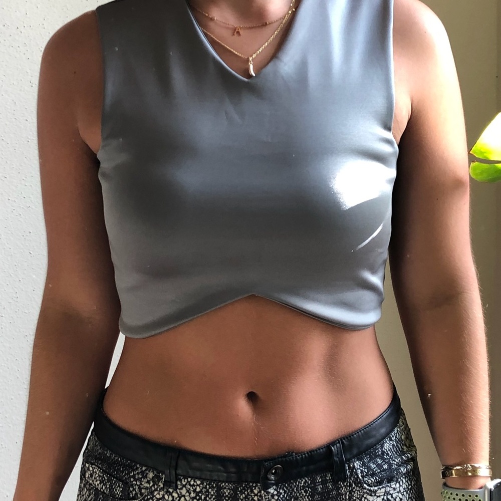Cute Gray Cropped Top